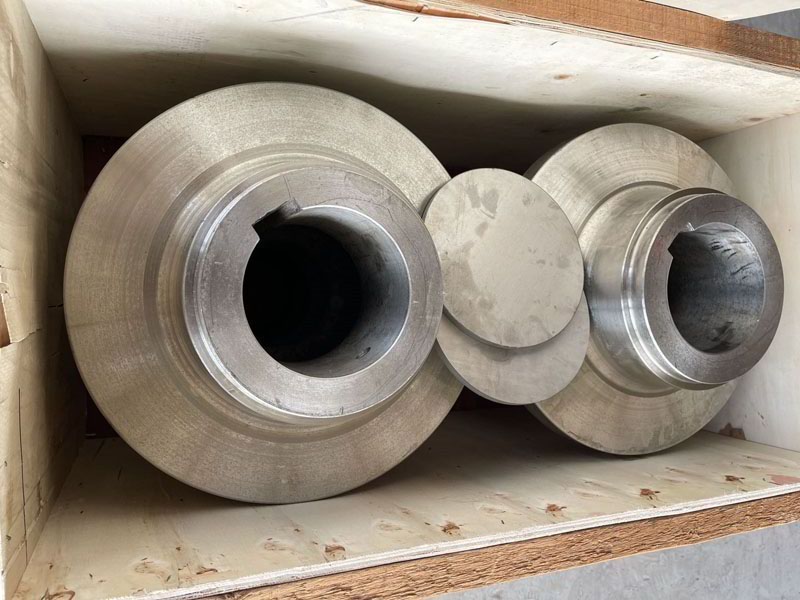 輥頭包裝發(fā)貨